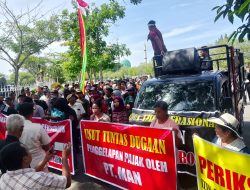 PT MAN Dituntut Keluar dari Negeri Seribu Suluk, Warga Desa Bangun Jaya Demo”