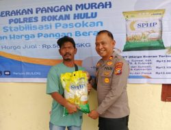 Polsek Kepenuhan Tebar 2 Ton Beras Murah, Warga Serbu Bazar Pangan