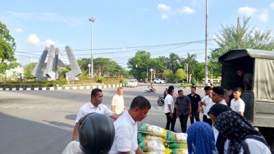 AKP Rejoice Manalu Turun Langsung, Dalam Agenda Bazar Beras Murah untuk Masyarakat”