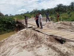 Desa Sei Kandis Makin Gawat: Tiga Jembatan Diduga Fiktif, Turap Mangkrak, Dana Desa Seolah Tak Tersentuh Hukum