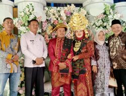 Camat Tambusai Utara Hadiri Resepsi Pernikahan “Hasan Wira Yuda ,SH Dan “Ema Safitri ,.SE ,,Putri SUBUR Rambe Mahato Suka Jaya KM 21 .