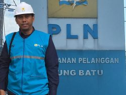 Diduga Tanpa Izin, Kabel Wi-Fi dan Fiber Optik Terpasang di Tiang Listrik PLN Ujung Batu