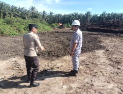 Polsek Tambusai Utara Tingkatkan Swasembada Pangan Nasional Melalui Lahan Jagung PT Naga Mas.